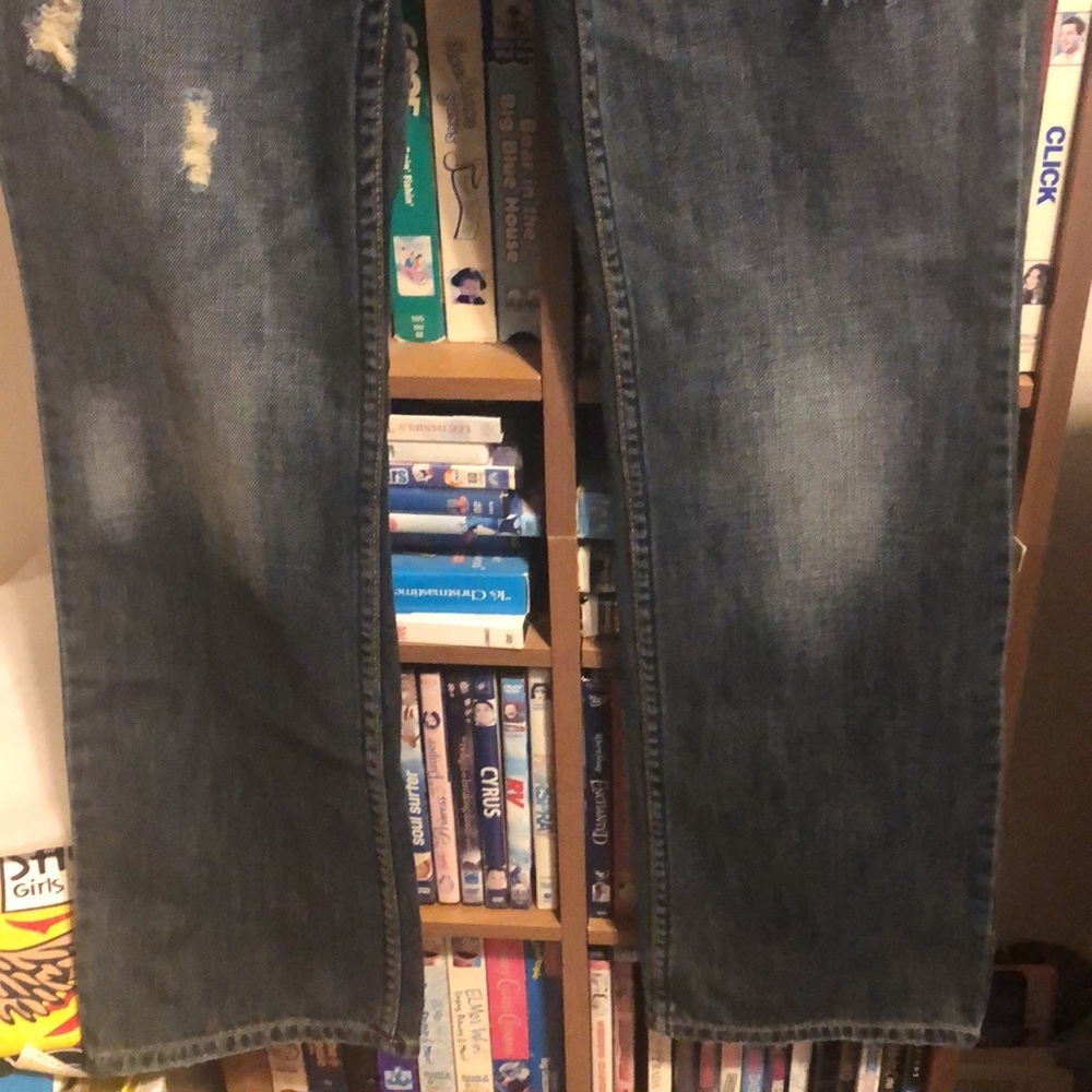 Kenneth Cole Distressed Jeans Medium Wash Jean - Picture 3 of 13